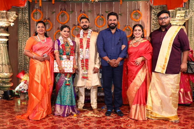 Keerthana weds Akshay Wedding Photos